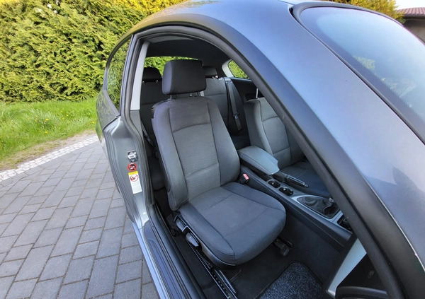 BMW Seria 1 cena 19500 przebieg: 217000, rok produkcji 2009 z Śmigiel małe 92